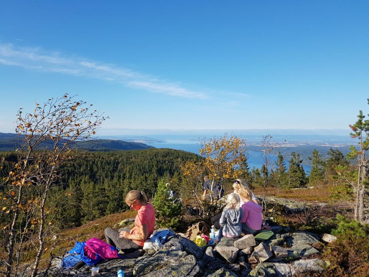 Отель Idylliske Evjua Ved Mjosa Skreia Экстерьер фото